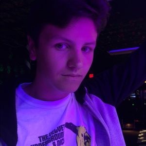 Meet your Posher, Kenneth